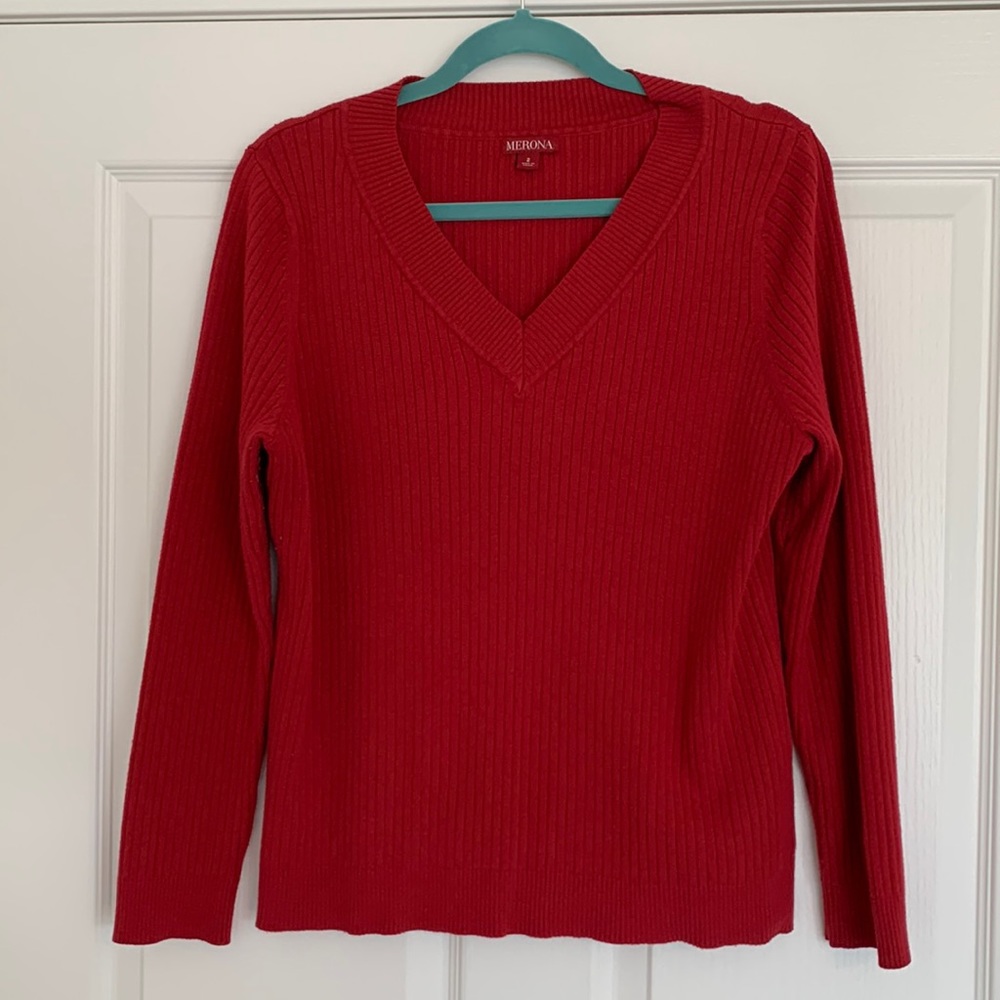 Raspberry Fitted V-Neck Sweater Size 2 Womens Merona Brand